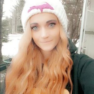 Meet your Posher, Angie